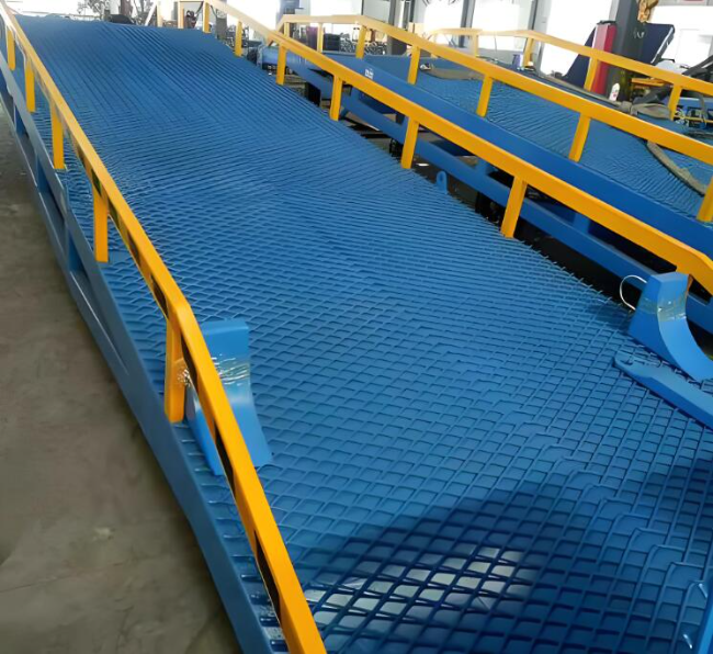 尖峰镇移动式液压登车桥